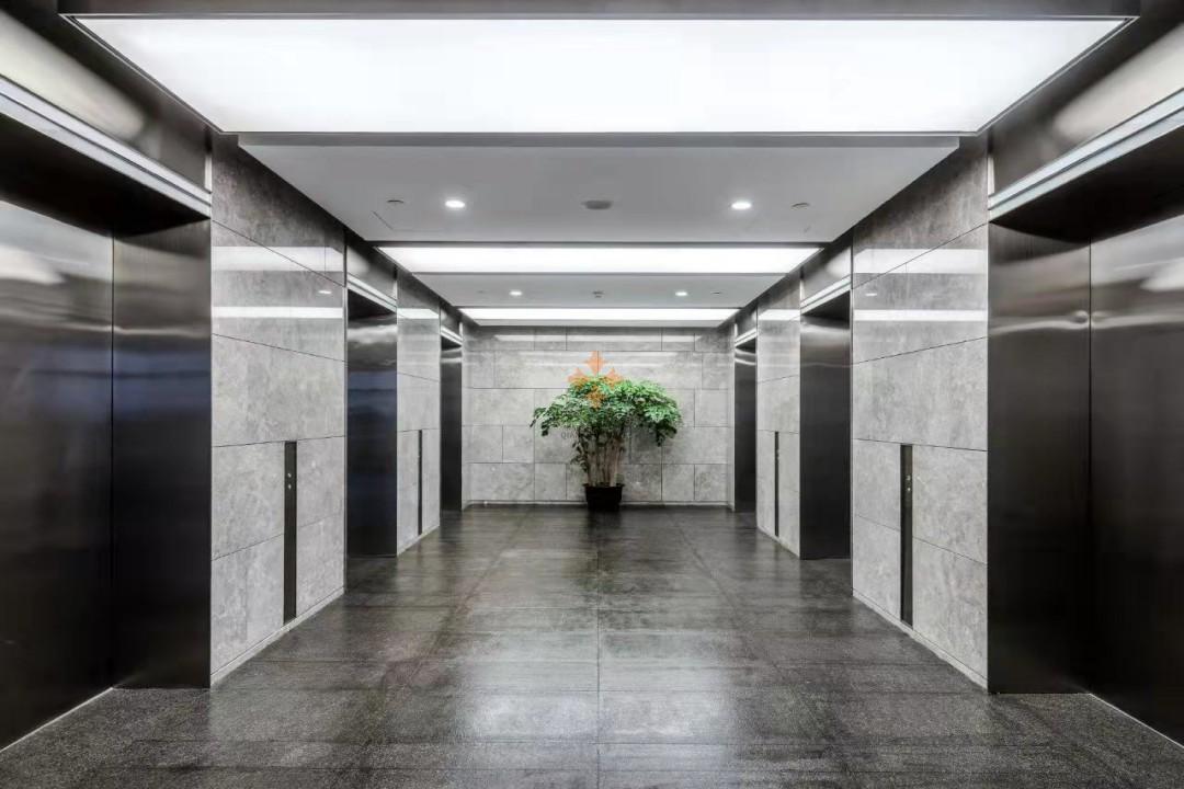 嘉定 保利國際廣場 2000平米 簡裝